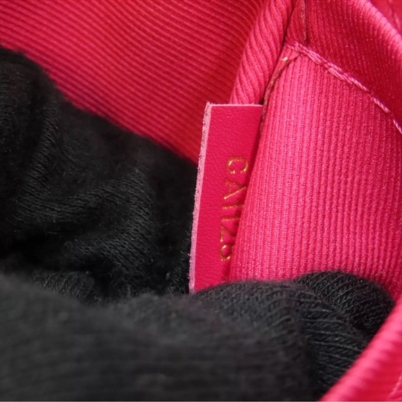 Louis Vuitton Monogram Saintonge Crossbody in Freesia Pink - Picture 11 of 15